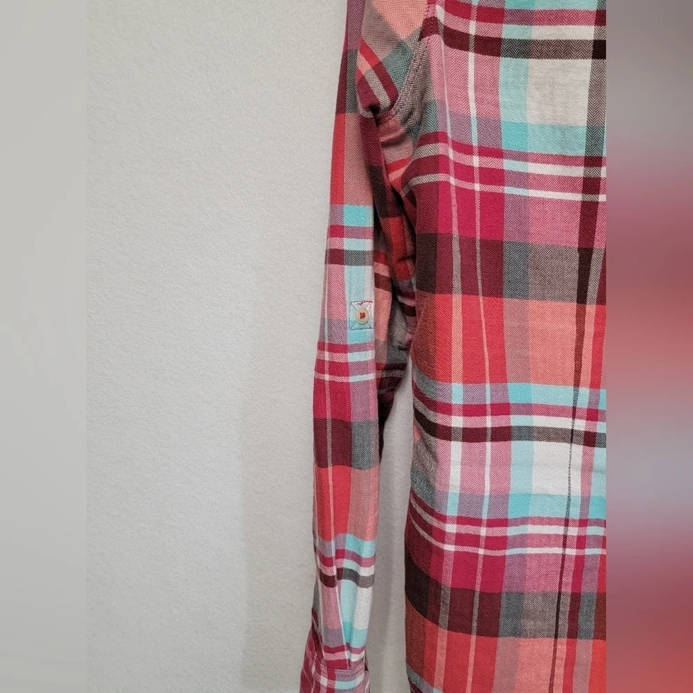 The North Face Wonens Size Small Herringbone Check 100% Cotton Shirt
